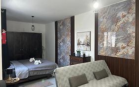 Studio Flat 7A